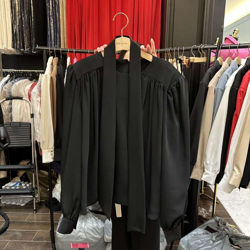 HERISH-HAUTE東大門代購女士新品休閑襯衫蕾絲衫含圍巾褶皺HERISH-HAUTE襯衫/蕾絲衫