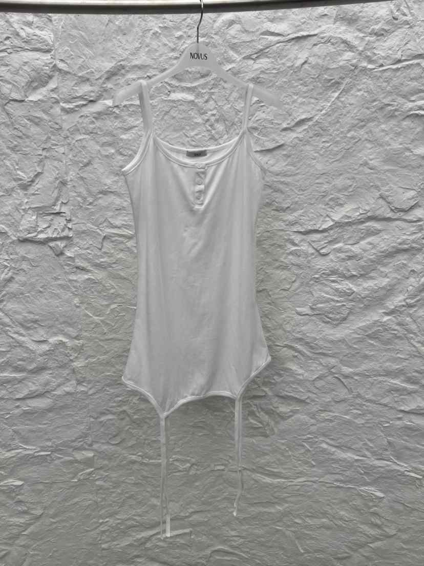 NOVUS東大門代購女裝新品職業熱賣人氣時尚26春夏吊帶背心NOVUS吊帶/背心