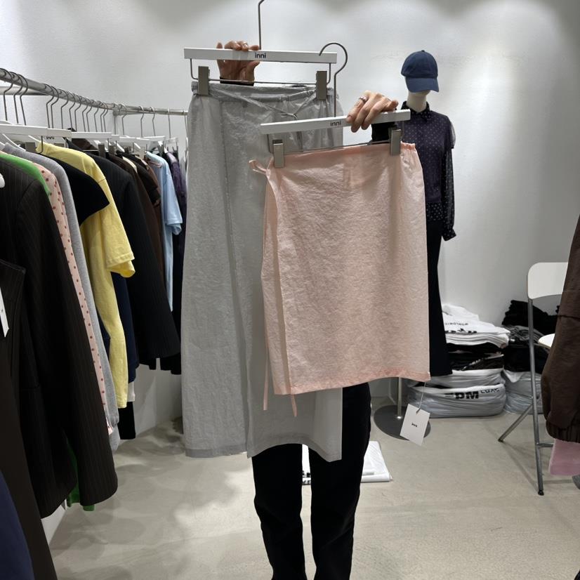 INNI韓國代購女士新品職業熱賣休閑時尚真品套裝兩件套套裝inni套裝