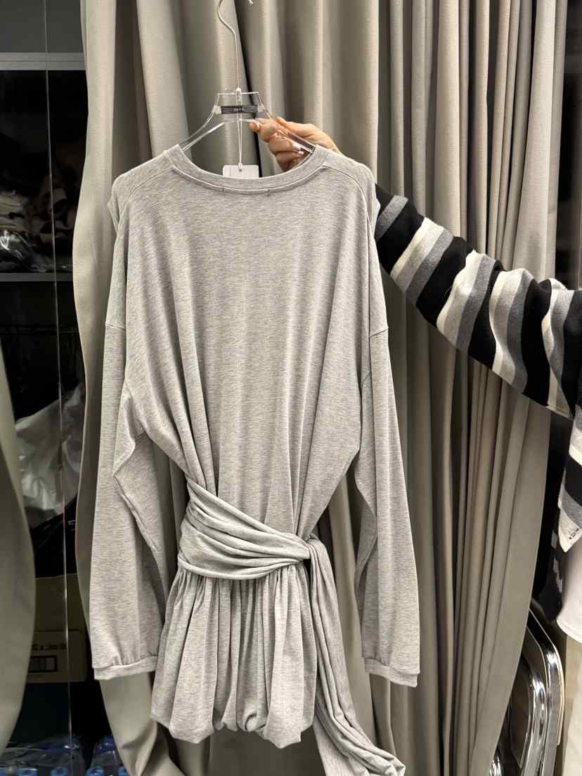 UOOV東大門代購女裝新品熱賣真品26春夏職業推薦連衣裙鏤空UOOV連衣裙