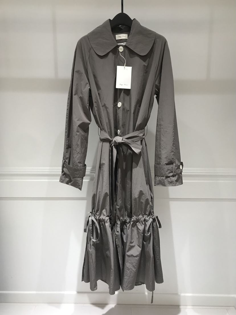 NEVER.1韓國直郵女士新品休閑熱賣人氣26春季長款風衣含腰帶NEVER.1長款風衣