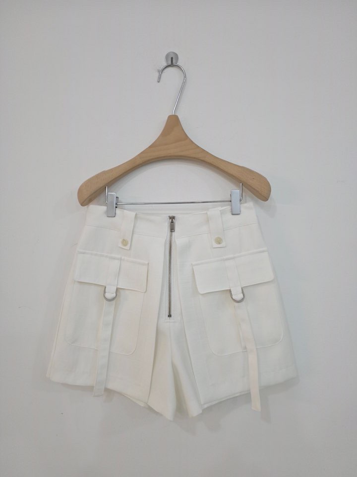 LE MIU東大門實拍女裝新款熱賣時尚26春夏推薦人氣真品短褲LE_MIU短褲