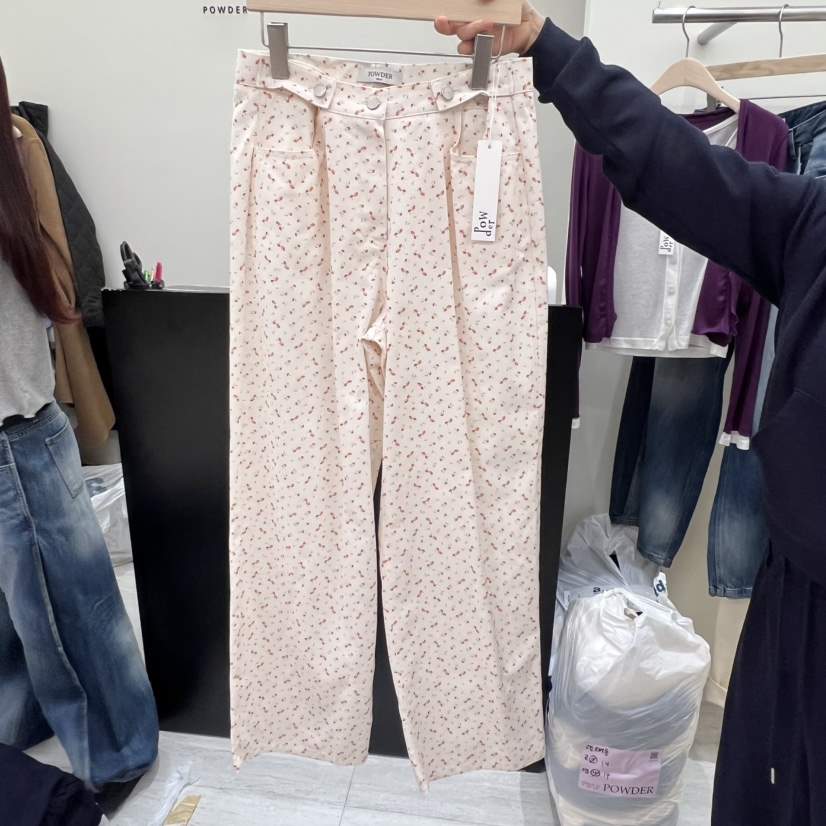 POWDER東大門實拍女裝新品推薦熱賣人氣時尚26春夏休閑褲POWDER休閑褲