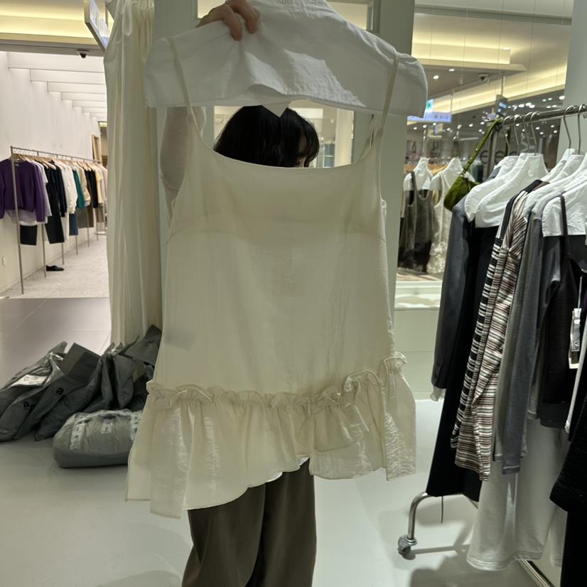 LOVE YOU SO MUCH/MORE THAN YESTERDAY東大門代購女士新款熱賣吊帶背心LYSM/MORE THAN YESTERDAY吊帶/背心