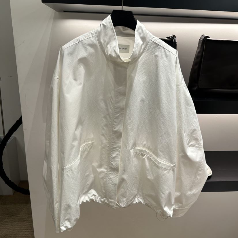 FEBRUARY 11韓國直郵女士新品時尚人氣熱賣真品夾克高領FEBRUARY 11夾克