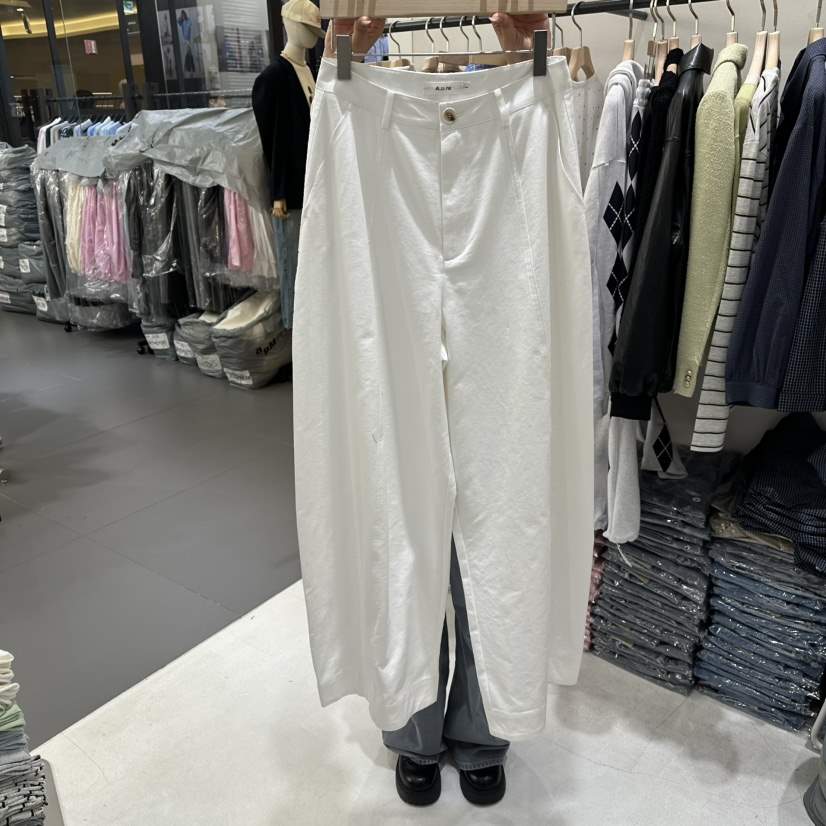 AURA韓國代購女裝新品真品職業熱賣時尚推薦休閑人氣休閑褲Au ra休閑褲