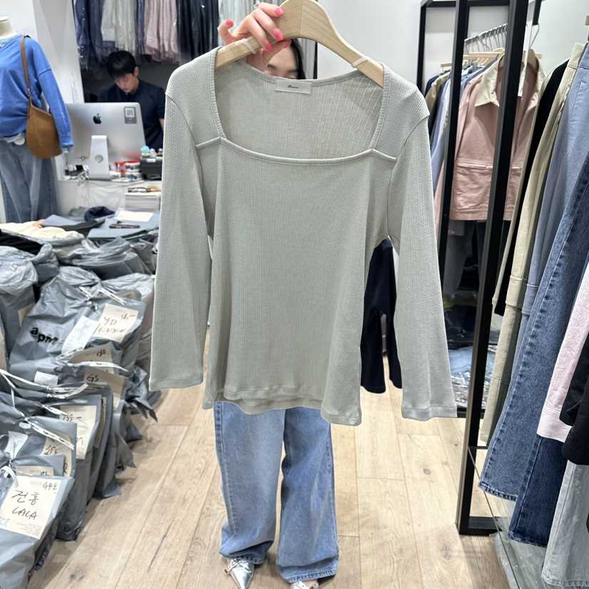 BRUNI/RICOTTA東大門實拍女裝新品人氣時尚真品推薦長袖T恤BRUNI/RICOTTA長袖T恤