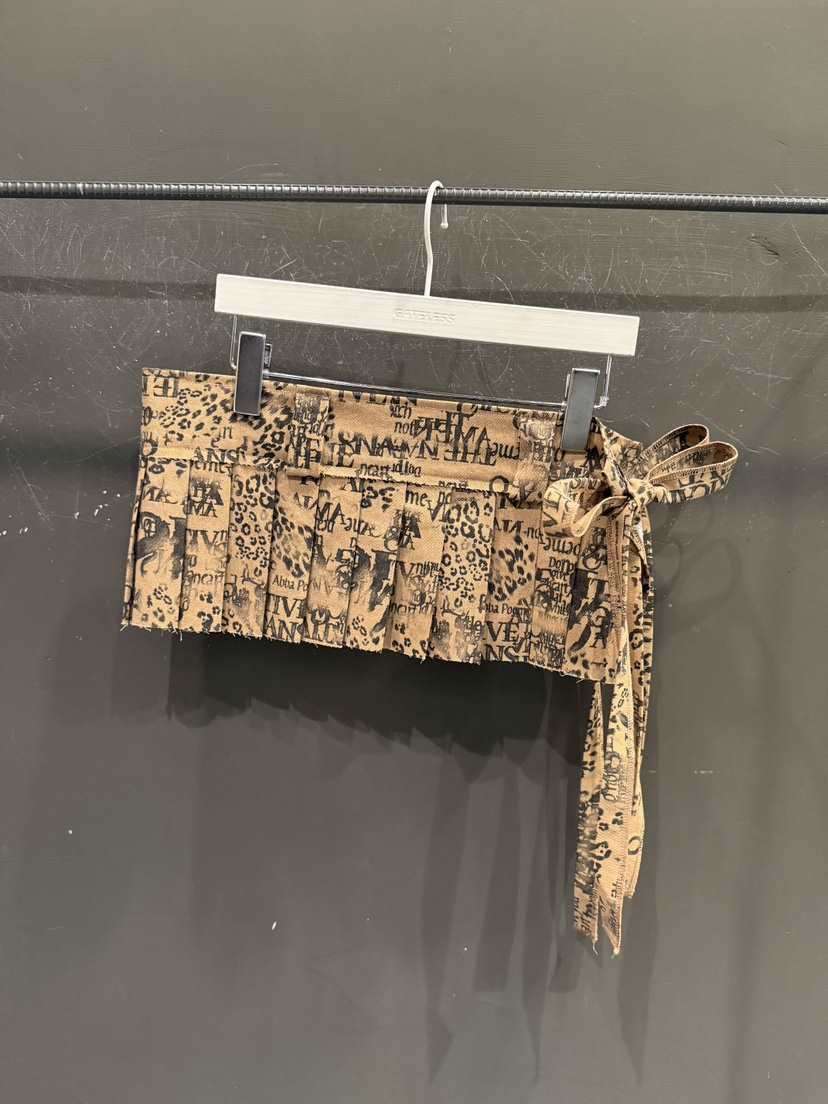 GATELESS東大門直郵女裝新品推薦真品職業人氣休閑短裙褶皺GATELESS短裙