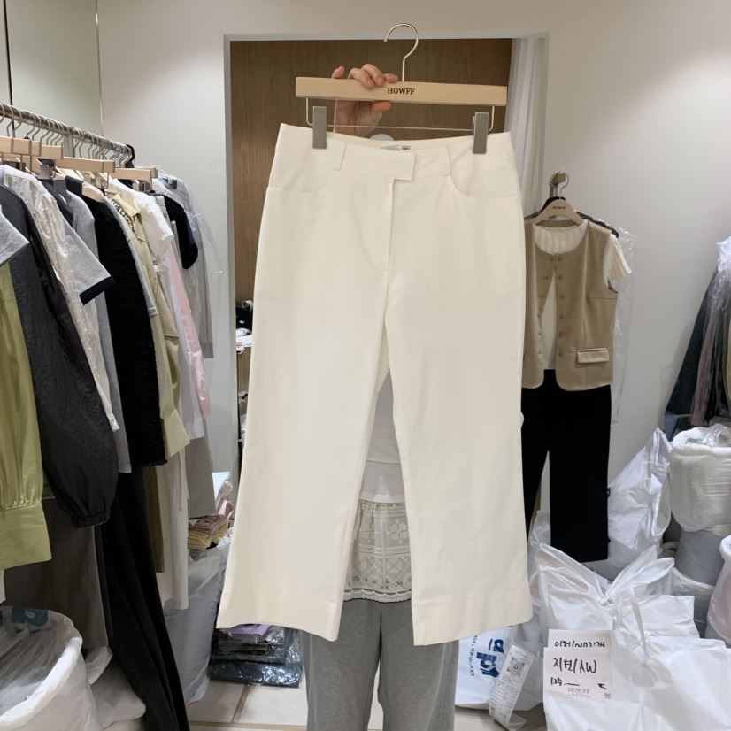 HOWFF東大門直郵女裝新品26春夏休閑時尚熱賣真品職業短褲HOWFF短褲