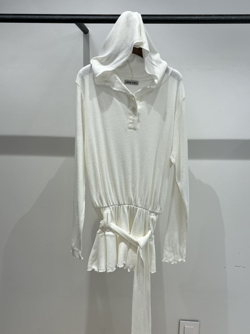 LOVE PULL韓國直郵女裝新款職業26春夏真品長袖T恤含腰帶LOVE PULL長袖T恤