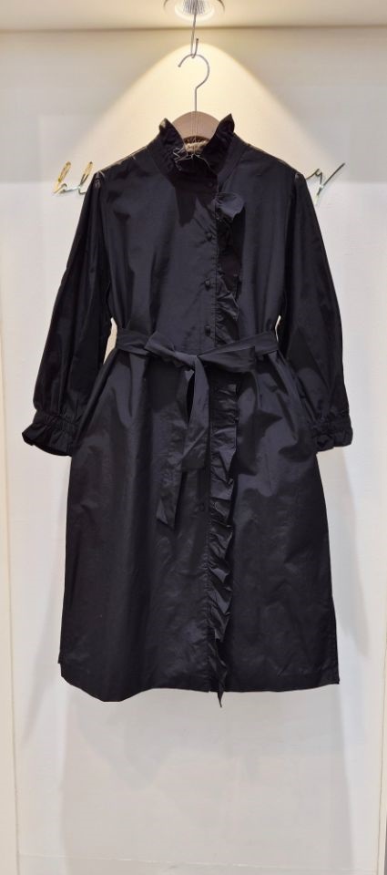 BLING BLING-S/RICO韓國直郵女裝新款人氣長款風衣含腰帶BLING BLING-S/RICO長款風衣