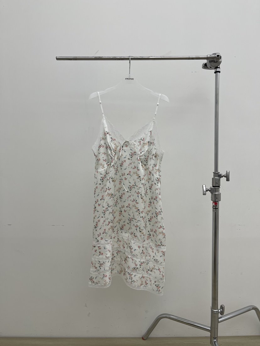 ATMOSPHERE韓國代購女士新品時尚推薦休閑26春夏人氣連衣裙ATMOSPHERE/BLING連衣裙