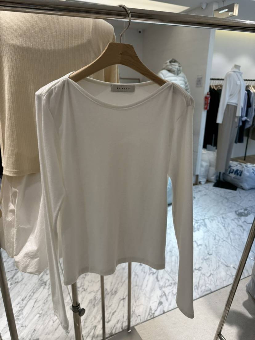 FF/SUNDAY韓國直郵實拍女士新品熱賣休閑人氣長袖T恤船領FF/SUNDAY長袖T恤