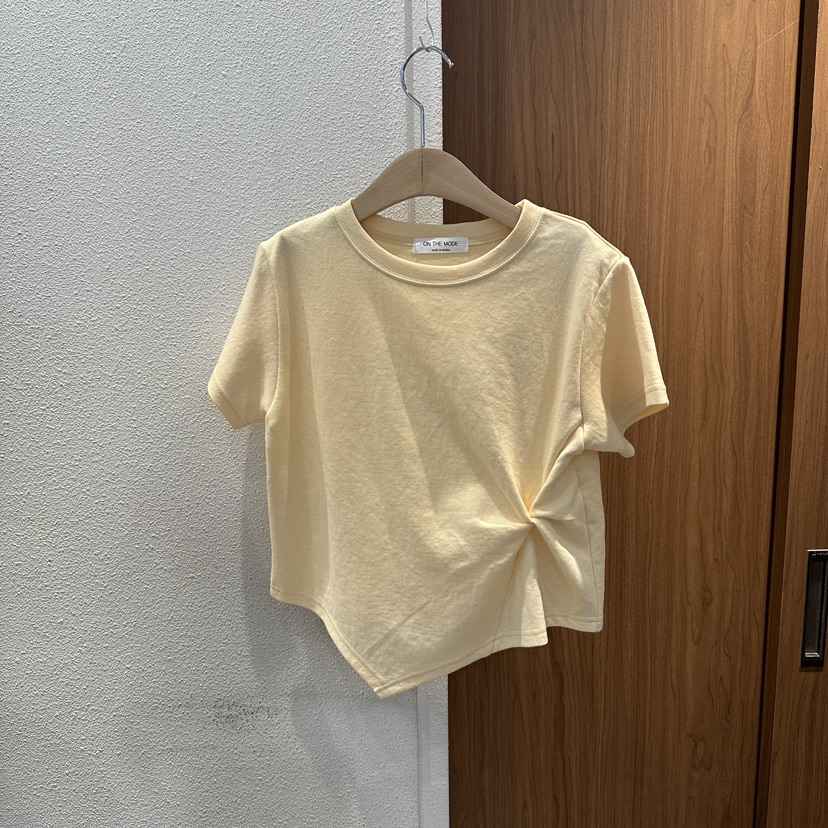 ON THE MODE韓國直郵實拍女裝新品推薦人氣26春夏熱賣T恤ON THE MODET恤