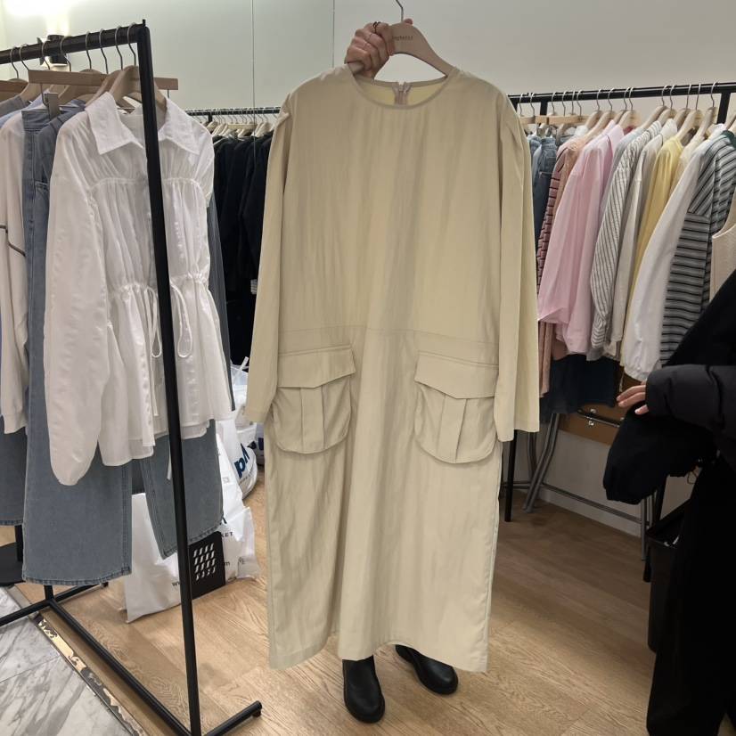 SPAGHETTI韓國東大門直郵女裝新款人氣推薦熱賣職業連衣裙spaghetti連衣裙