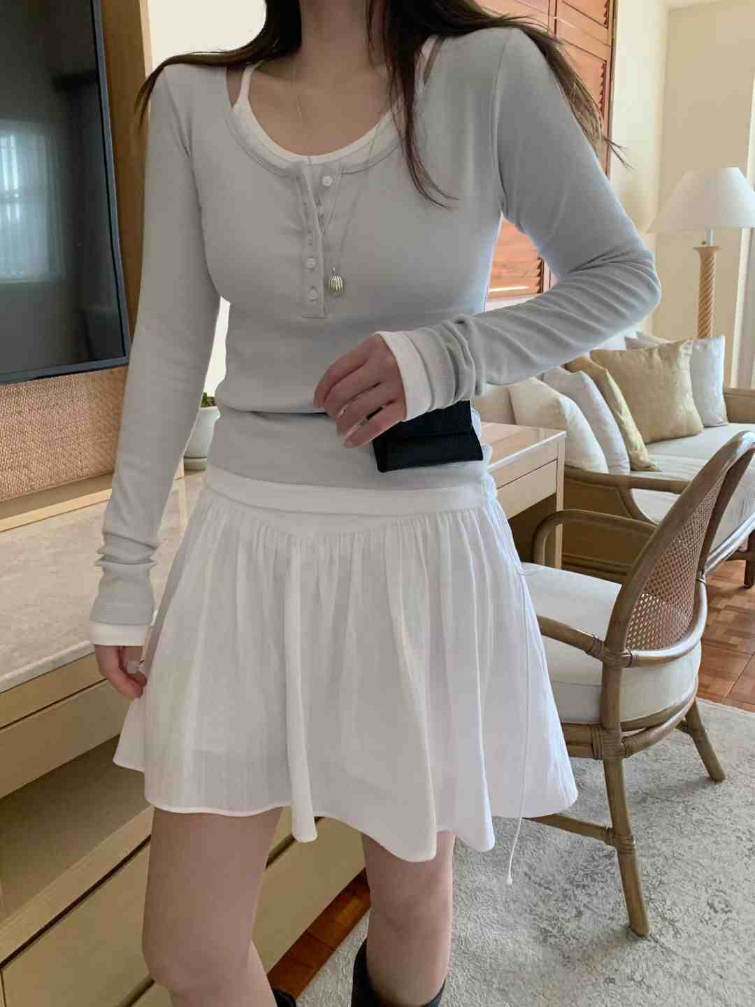 MELLOUNGE-멜라운지-T韓國東大門代購女士新款人氣長袖T恤假兩件MELLOUNGE-2件起長袖T恤