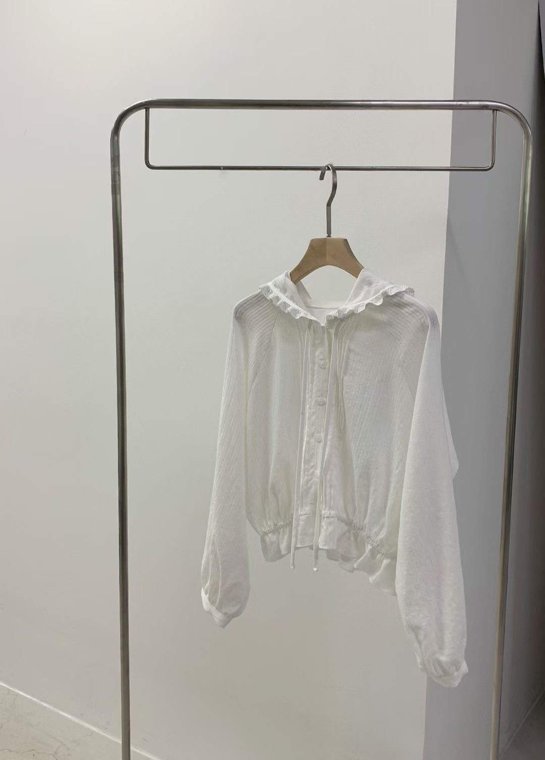 MELLOUNGE-멜라운지-T韓國直郵實拍女裝新品推薦襯衫蕾絲衫MELLOUNGE-2件起襯衫/蕾絲衫