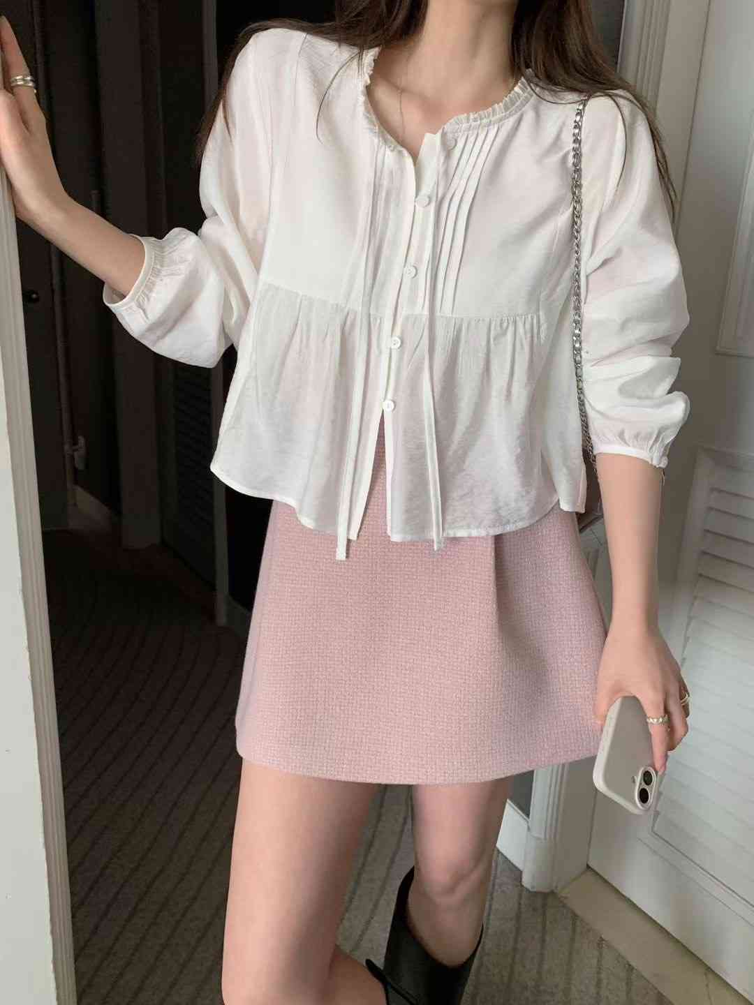 MELLOUNGE-멜라운지-T韓國東大門代購女裝新款人氣襯衫蕾絲衫MELLOUNGE-2件起襯衫/蕾絲衫