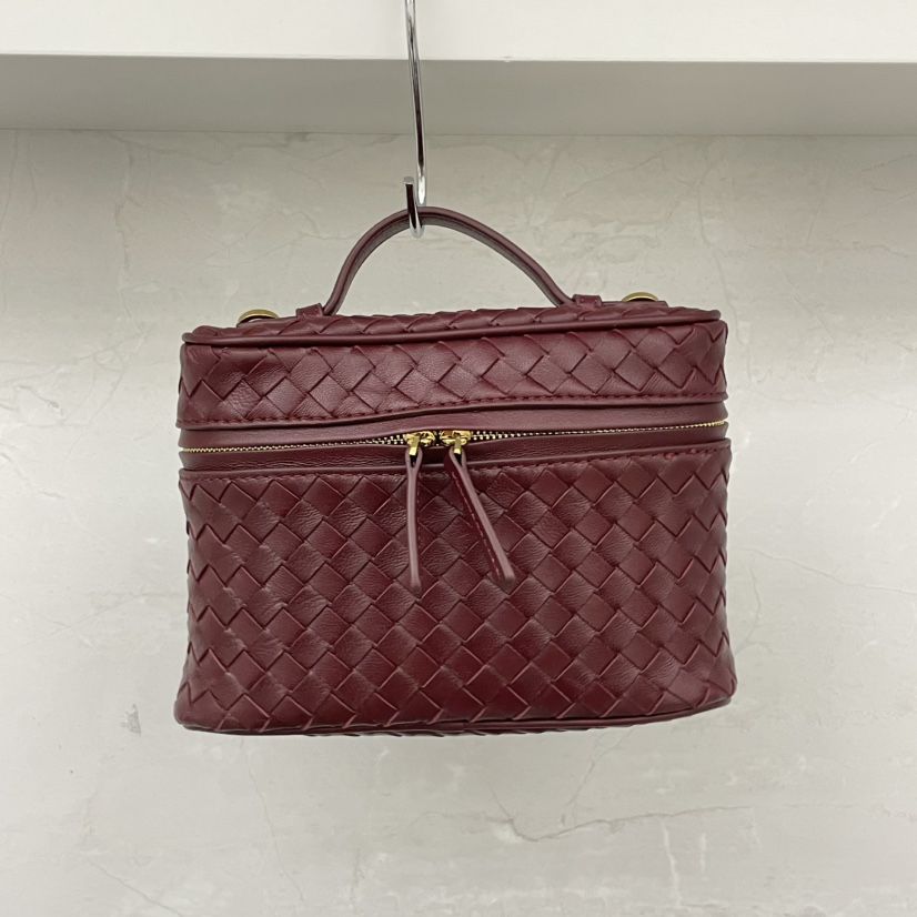 J PLACE韓國代購女裝新款26春夏時尚推薦單肩斜跨包羊皮J PLACE單肩/斜跨包