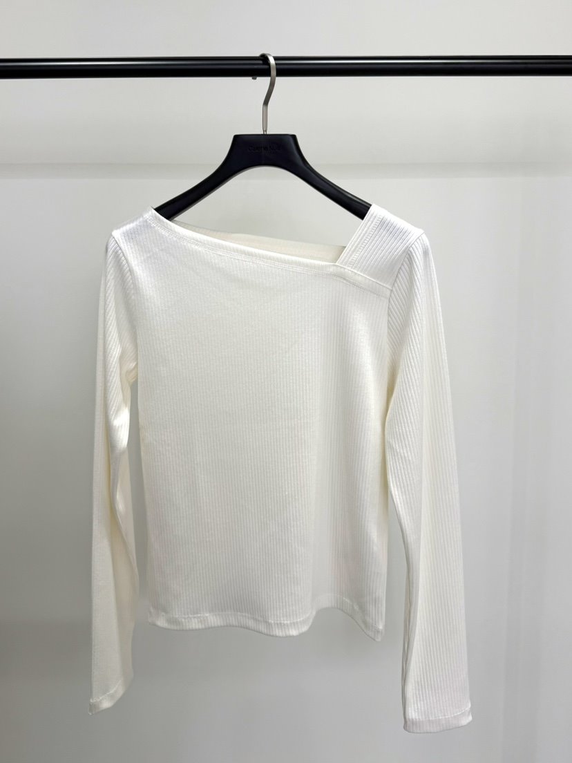 GALERIE NUIT東大門實拍女裝新品真品熱賣職業人氣長袖T恤GALERIE NUIT長袖T恤