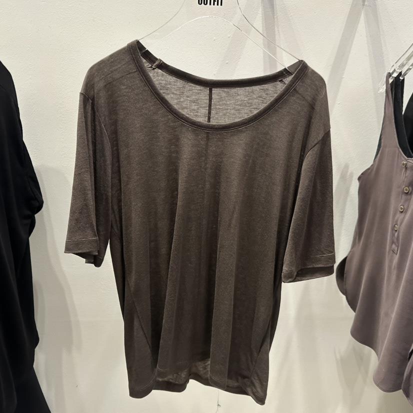 OUTFIT東大門代購女裝新品熱賣真品26春夏休閑職業推薦T恤OUTFITT恤