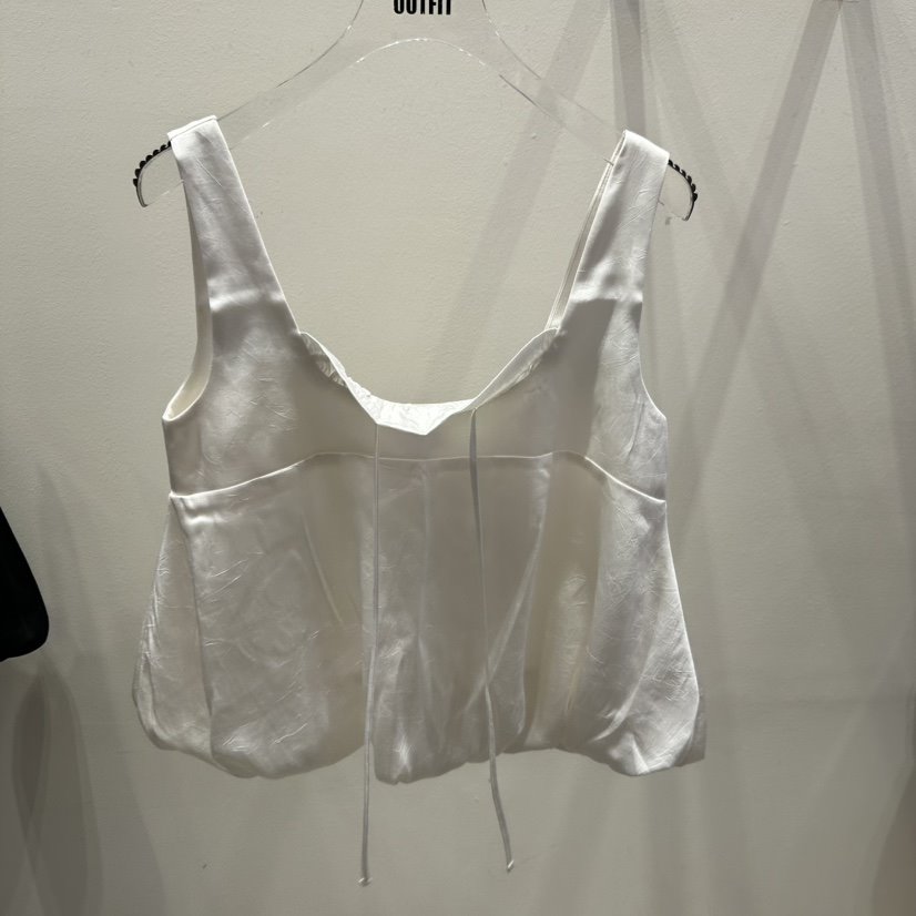 OUTFIT東大門實拍女士新品時尚人氣休閑推薦職業吊帶背心OUTFIT吊帶/背心