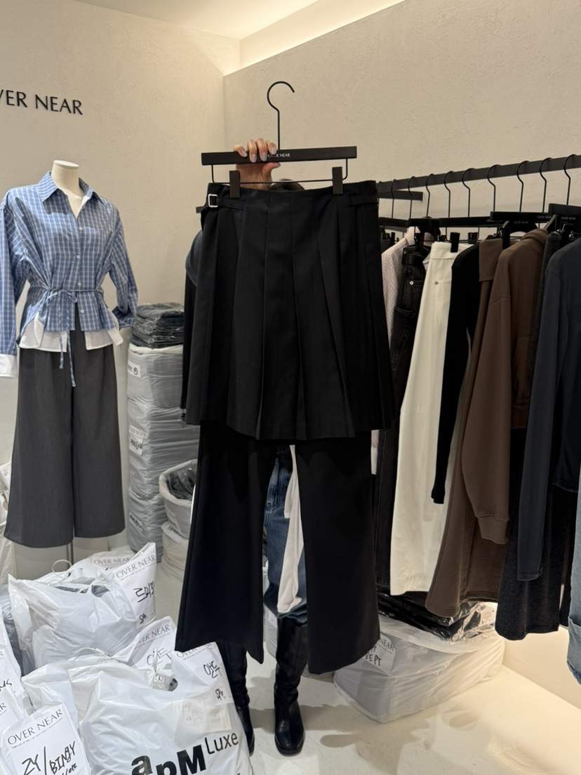 OVER NEAR韓國代購女裝新款人氣熱賣半身裙中短裙不含褲子OVER NEAR半身裙/中短裙