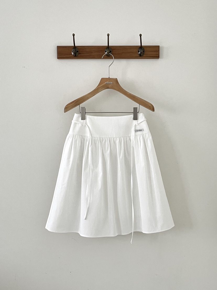 3 ANOTHER韓國東大門直郵女士新款熱賣推薦短裙含腰繩褶皺3 ANOTHER短裙