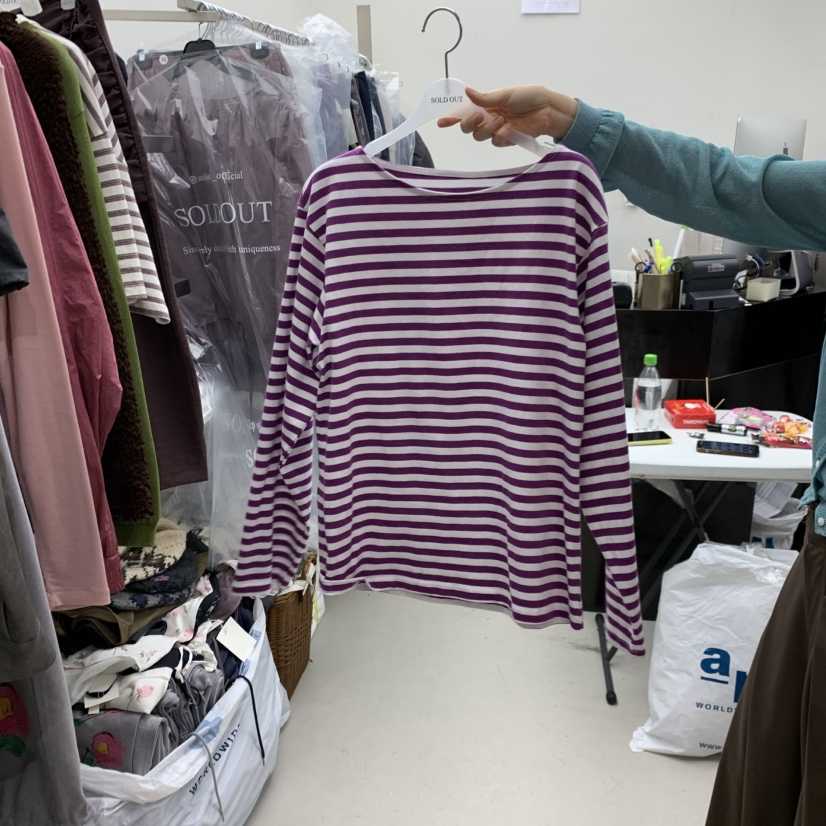 SOLD OUT韓國代購女裝新款職業26春夏熱賣休閑長袖T恤船領SOLD OUT長袖T恤