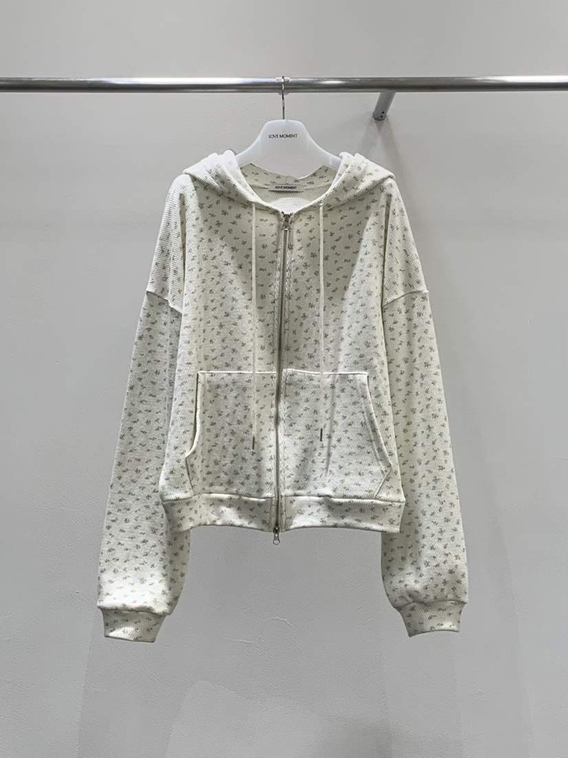 LOVE MOMENT東大門實拍女裝新款26春夏夾克連帽拉鏈衫花朵LOVE MOMENT夾克
