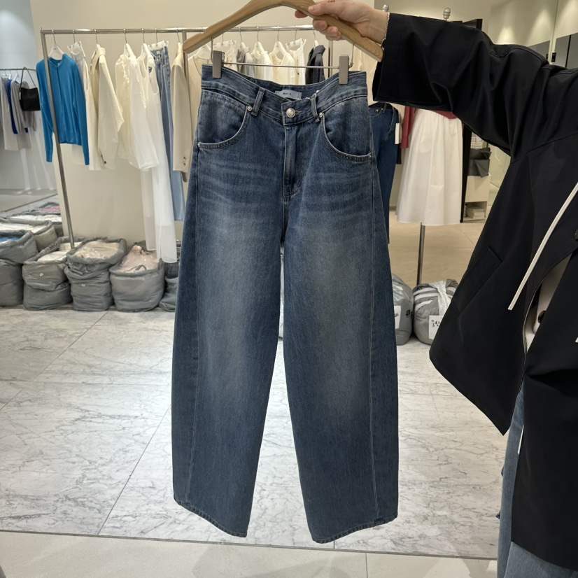 BLUEI-D/N SHARP韓國直郵女士新品時尚推薦職業牛仔褲Blue i-d/N SHARP牛仔褲