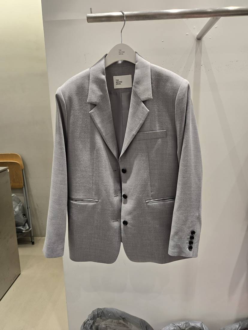 THE SECOND GROW/QUEENSRABBIT東大門實拍女士新款人氣夾克紐扣THE SECOND GROW/QUEENSRABBIT夾克