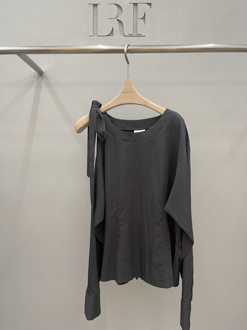 PLUS HONG-P韓國代購女裝新品26春夏休閑襯衫蕾絲衫系帶LORA FAMILY/PLUS HONG襯衫/蕾絲衫