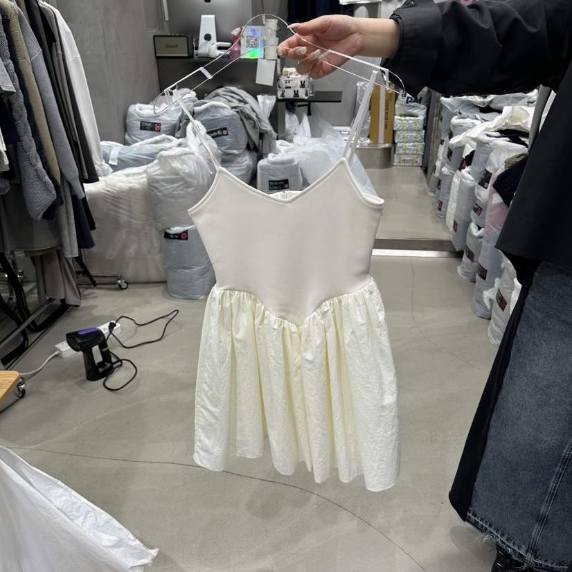 JUDYQUE東大門實拍女士新品人氣時尚熱賣推薦休閑吊帶背心JUDYQUE吊帶/背心