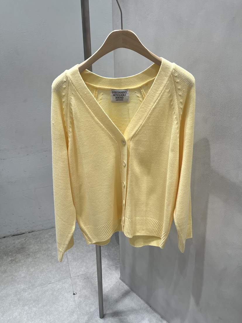 EVERCOMMERCE METICULOUSLY DESIGNED韓國代購女裝新品職業針織衫EVERCOMMERCE METICULOUSLY DESIGNED針織衫