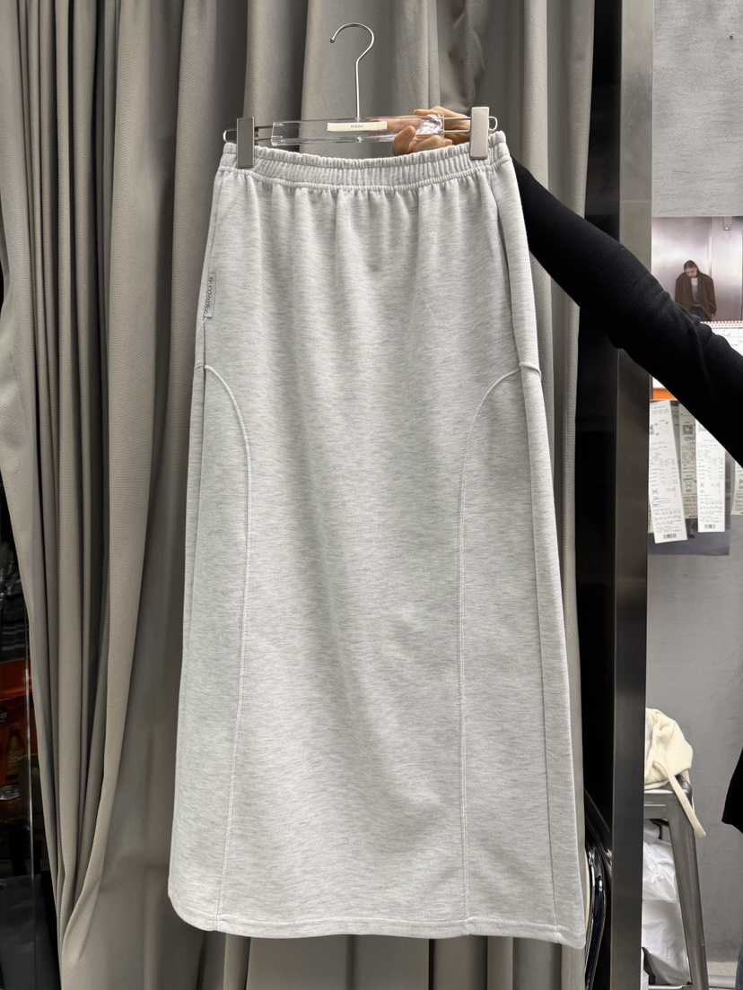 UOOV韓國代購女裝新款時尚人氣職業休閑熱賣26春夏推薦長裙UOOV長裙