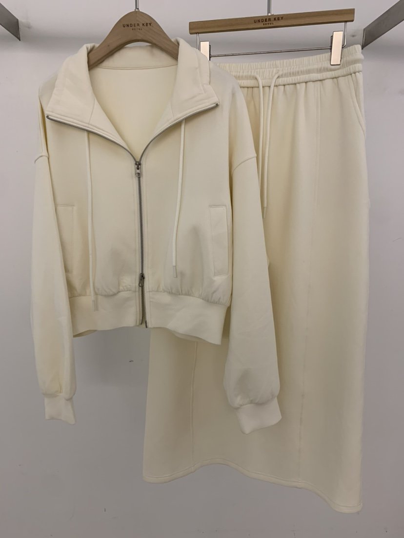 UNDER KEY韓國直郵實拍女裝新款熱賣時尚26春夏套裝拉鏈UNDER KEY套裝