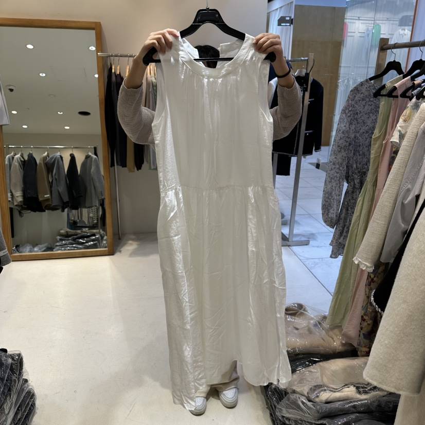 HER/PLAYLIST韓國直郵女裝新品推薦26春夏職業連衣裙圓領HER/PLAYLIST連衣裙