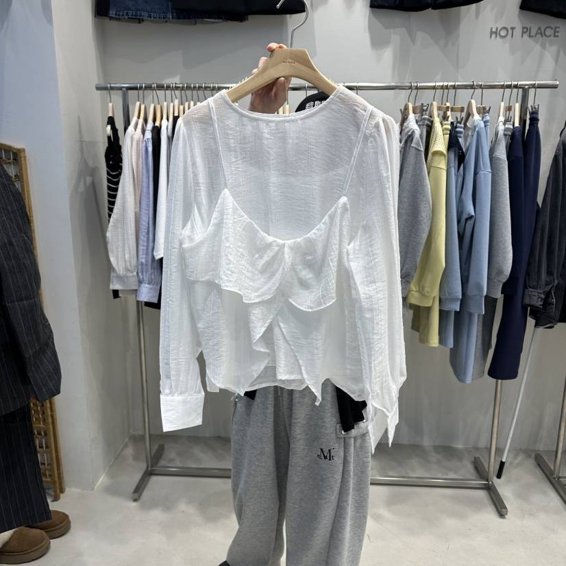 HOT PLACE/DREAM GIRIS/HOT ISSUE韓國東大門代購女裝新款推薦套裝荷葉邊套裝HOT PLACE/DREAM GIRIS/HOT ISSUE套裝