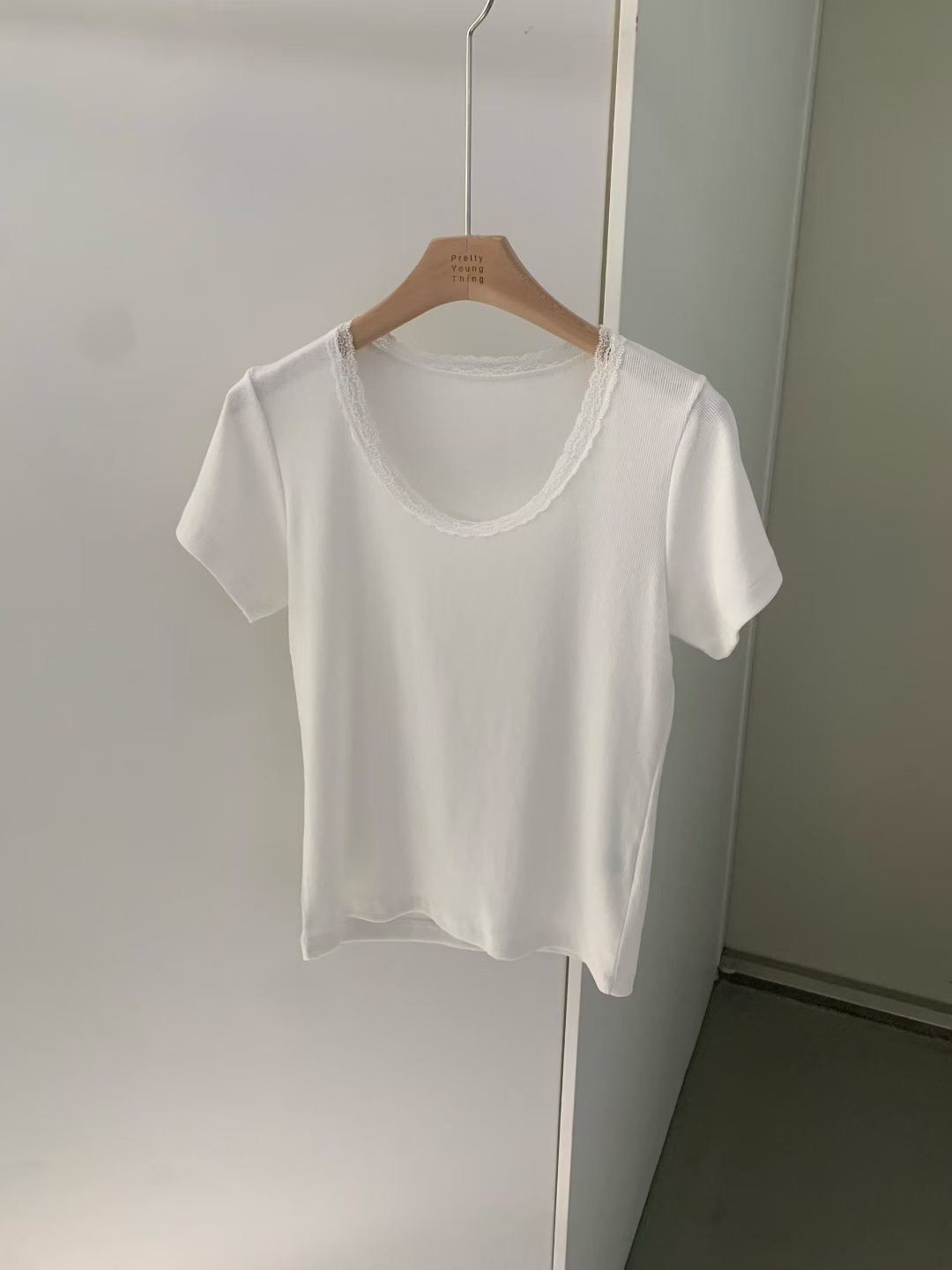 PYT-ot東大門直郵女士新品真品熱賣推薦人氣時尚T恤可愛的pretty young thingT恤
