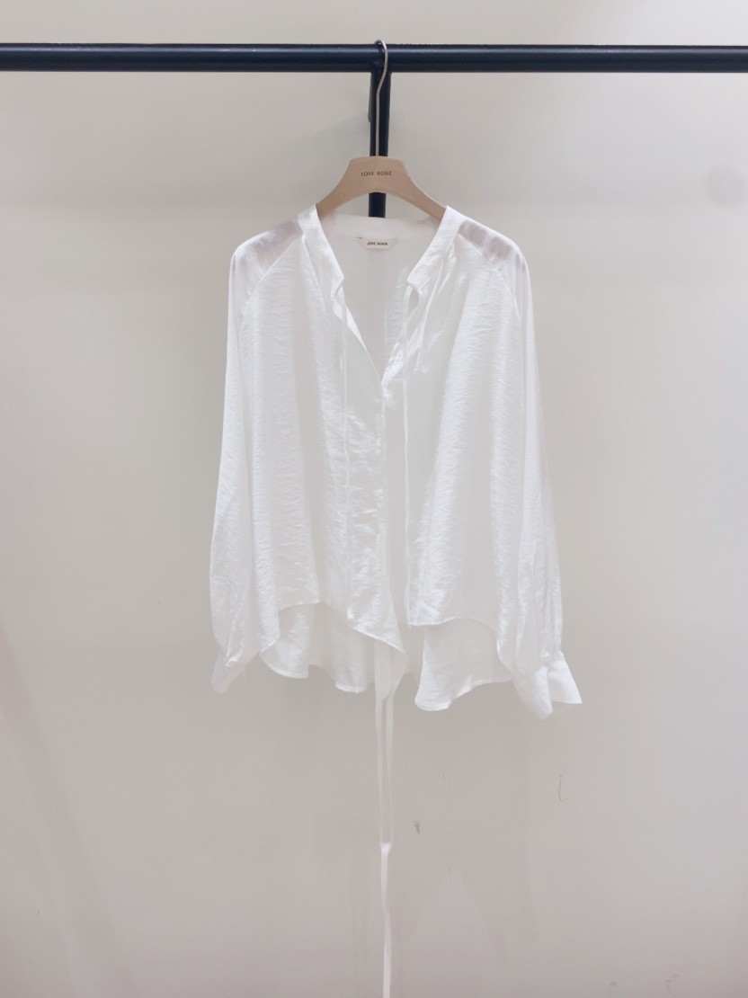 LOVE ROSIE韓國直郵實拍女士新款職業推薦人氣襯衫蕾絲衫LOVE ROSIE襯衫/蕾絲衫