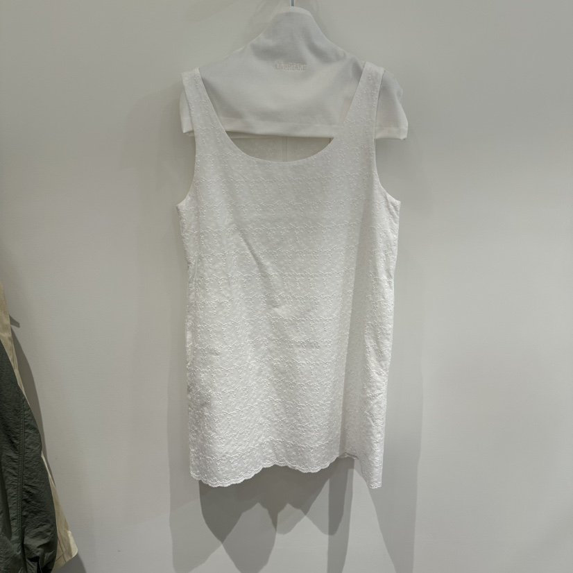 OVERTAKE韓國東大門直郵女士新品26春夏休閑熱賣時尚連衣裙OVERTAKE連衣裙