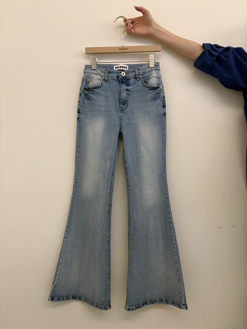 BALANCE韓國東大門直郵女裝新品推薦休閑人氣熱賣牛仔褲喇叭BALANCE牛仔褲