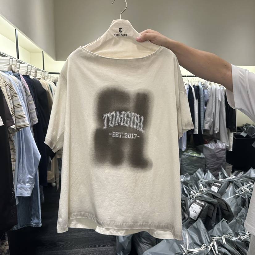 TOMGIRL韓國東大門代購女士新款時尚推薦休閑熱賣職業T恤TOMGIRLT恤