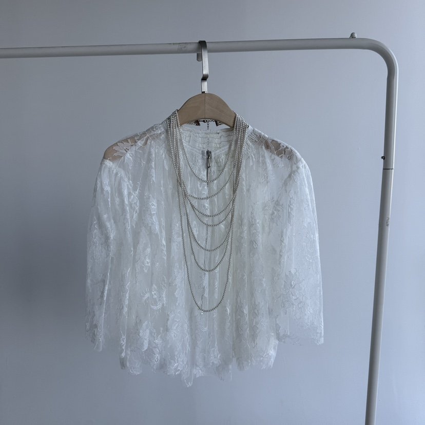 JENNY 1976東大門代購女裝新品真品襯衫蕾絲衫不含項鏈蕾絲JENNY 1976襯衫/蕾絲衫