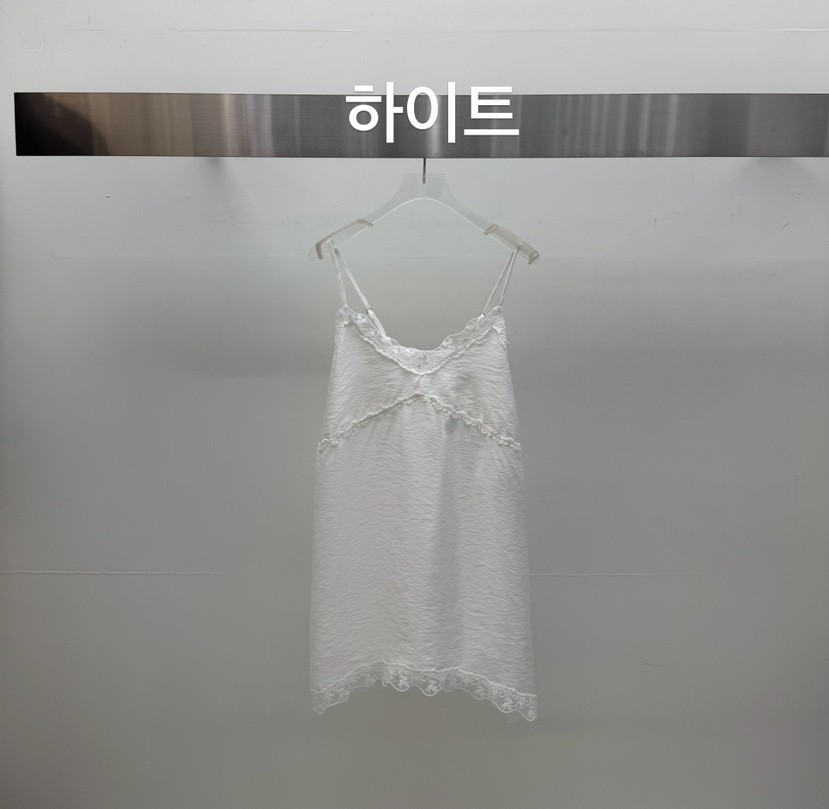 AMOOD韓國東大門直郵女裝新品推薦26春夏時尚休閑熱賣連衣裙AMOOD連衣裙