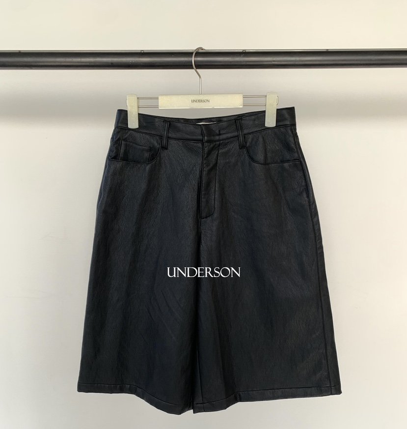 UNDERSON韓國代購女裝新品推薦休閑26春夏人氣熱賣短褲皮革UNDERSON短褲