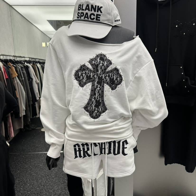 NUEUN韓國東大門直郵女士新品熱賣26春夏休閑時尚長袖T恤NUEUN/SEEOT長袖T恤