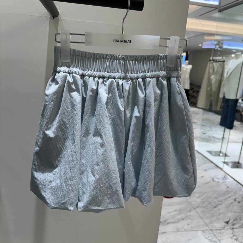 LOW MOMENT韓國直郵實拍女裝新款人氣熱賣職業休閑時尚短裙LOW MOMENT短裙