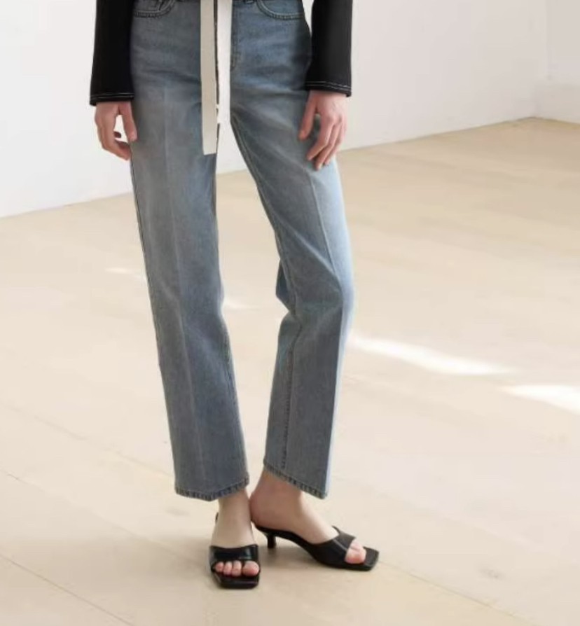 ANDYOUBROWN韓國東大門代購女裝新品推薦職業休閑熱賣牛仔褲ANDYOUBROWN牛仔褲